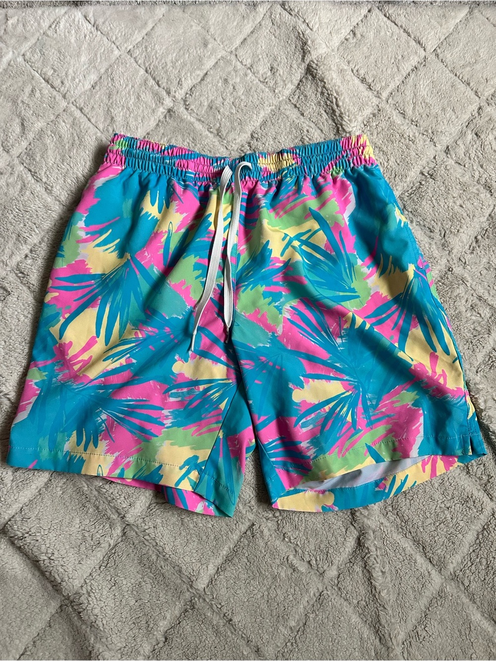 Chubbies | "The Subtropics" Swimming Shorts Swim Trunks | Size Medium